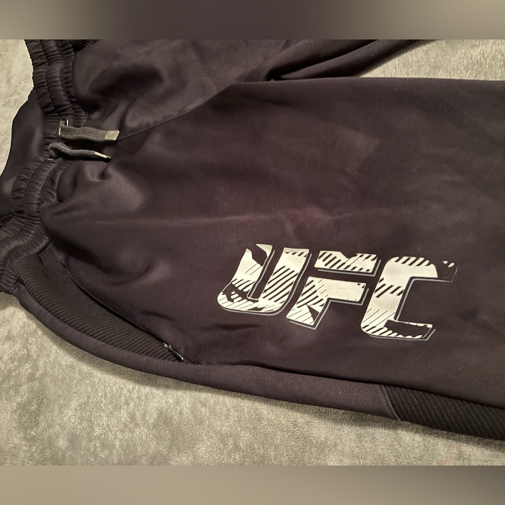 UFC Joggers - Picture 3 of 7